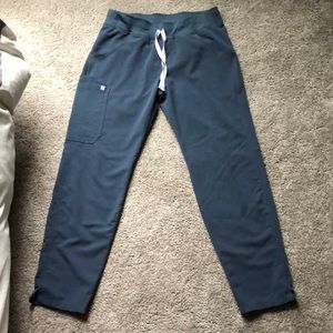 Figs Dark Harbor Kades